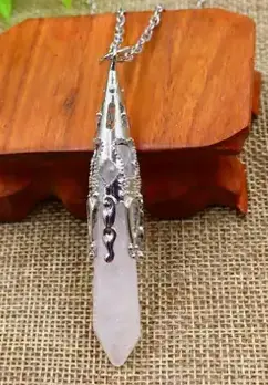 Colgante de cuarzo blanco
