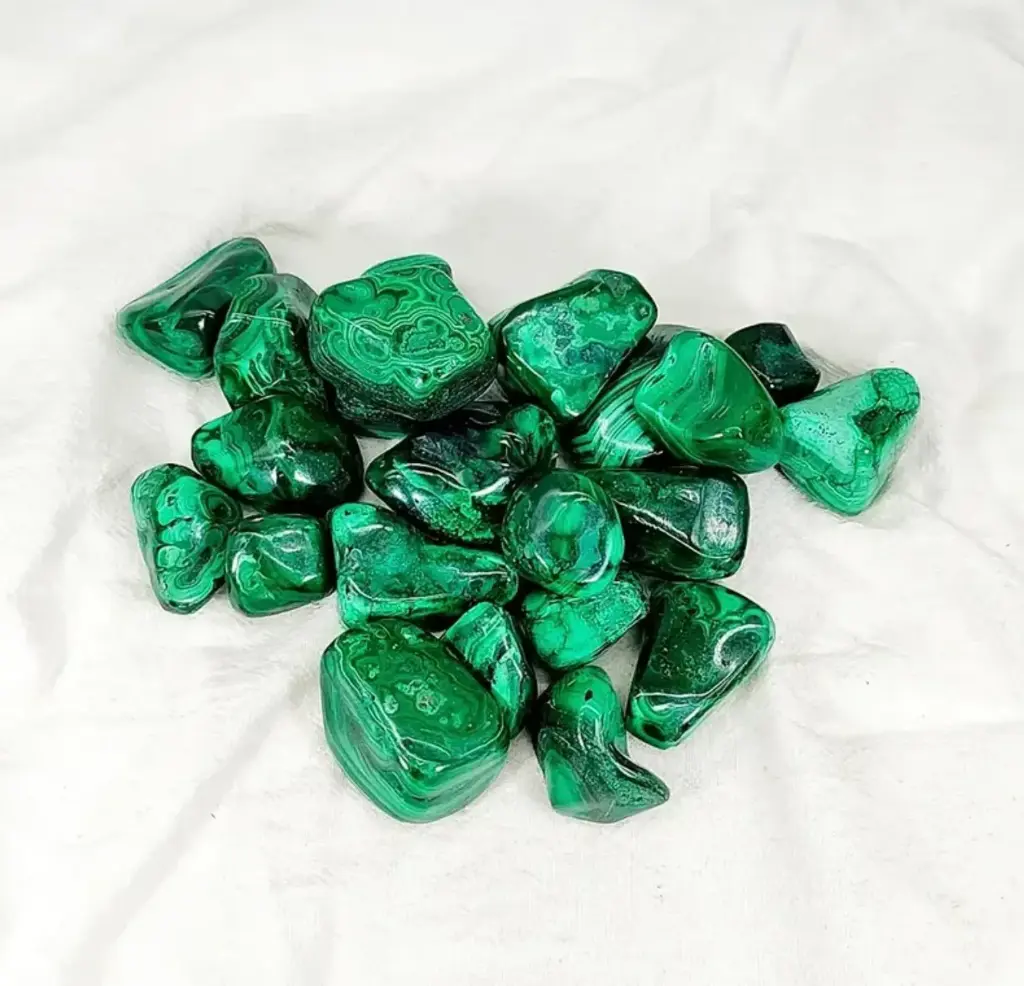 [minerales_00010] Malaquita pulida