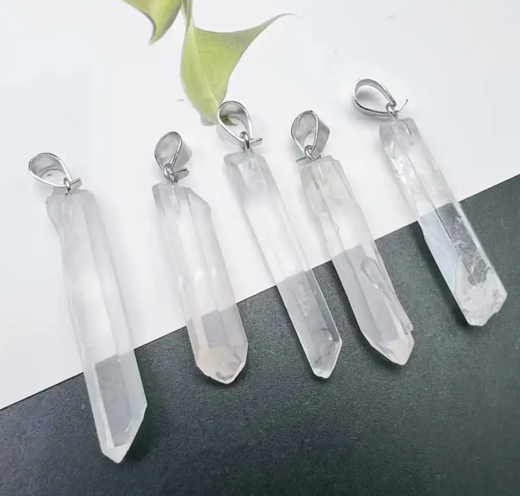 Colgante de Cuarzo blanco 