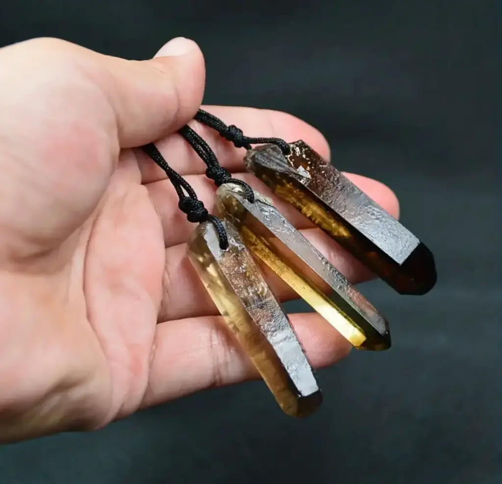 [minerales_00028] Colgante Cuarzo ahumado 